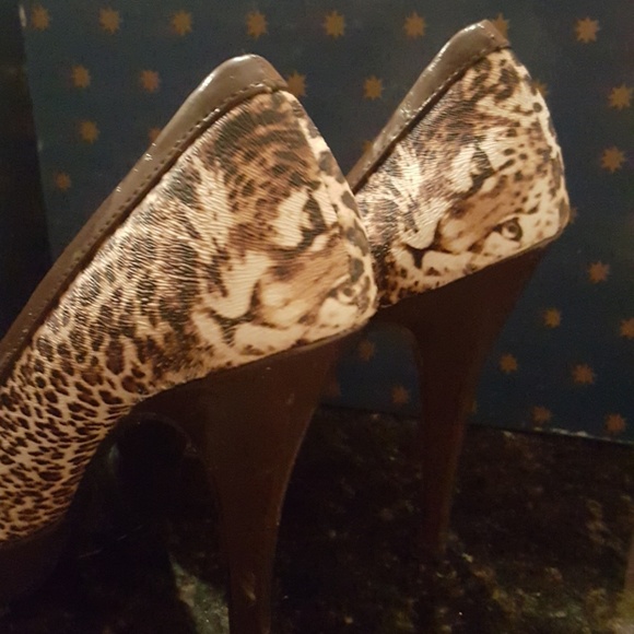 CHEETAH! Top Moda Heels - Picture 6 of 6